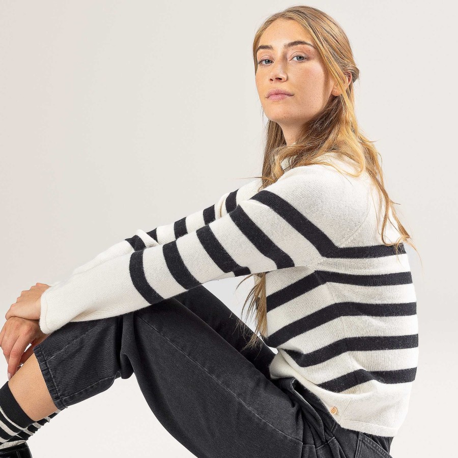 Knitwear & Sweatshirts | LIVING CRAFTS Paloma | Sweater Black/Cream